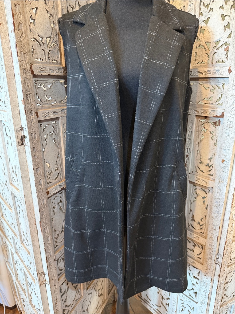 MELLODAY Black Windowpane Sleeveless Long Vest